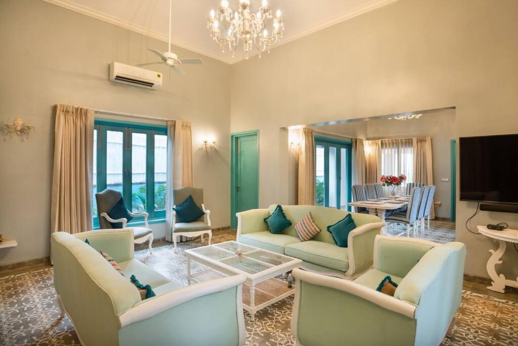 White Banyan Beach Villa, Candolim By The Acacia Villas Exteriér fotografie