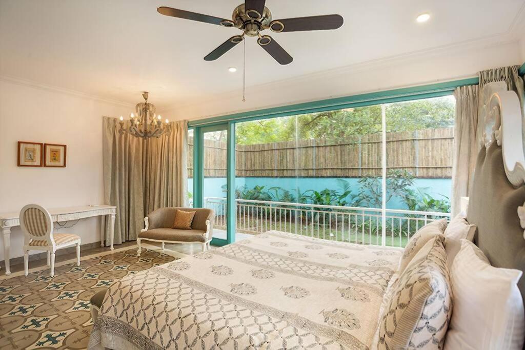 White Banyan Beach Villa, Candolim By The Acacia Villas Exteriér fotografie